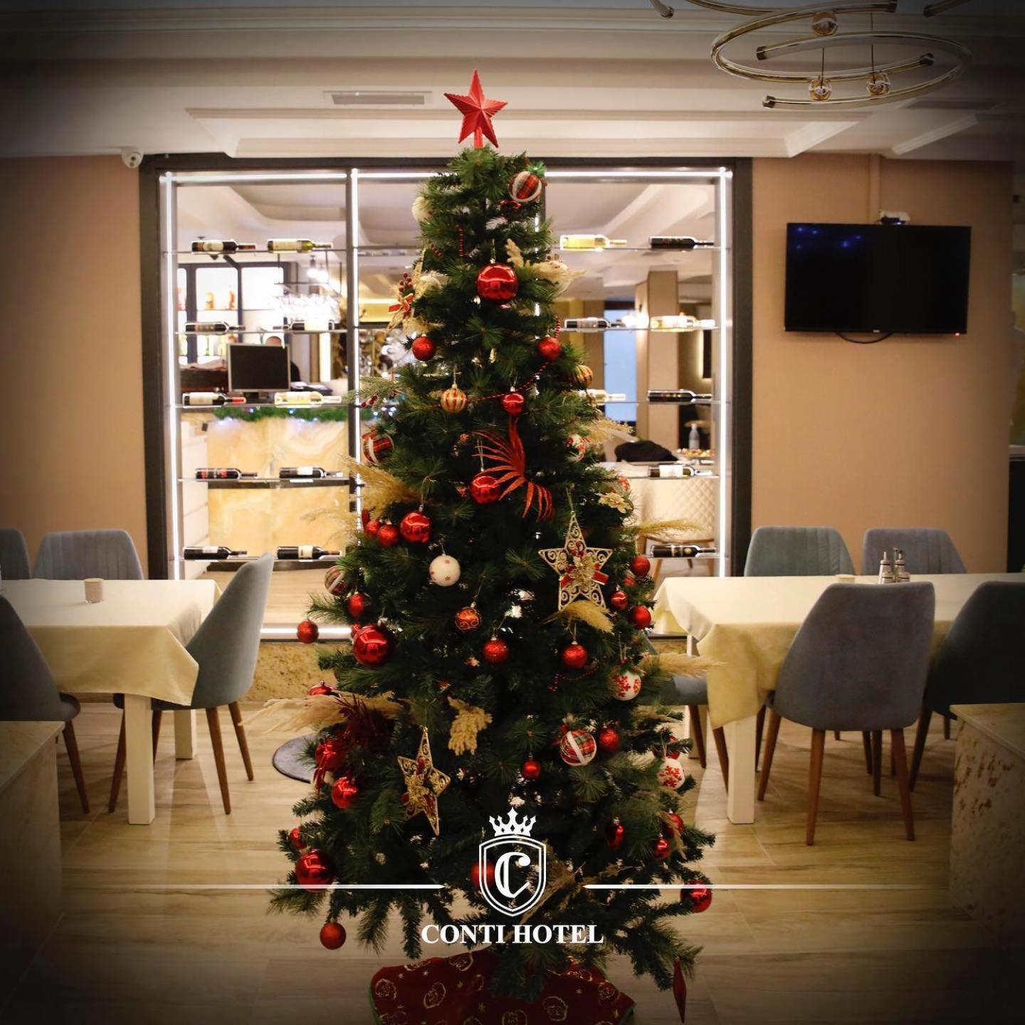 Conti Hotel & Restaurant Gjakova Extérieur photo